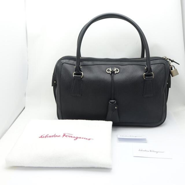 ◆◆Ferragamo フェラガモ ダブルガンチーニ　ミニボストン　ハンドバッグ DH-21 B102 ブラック