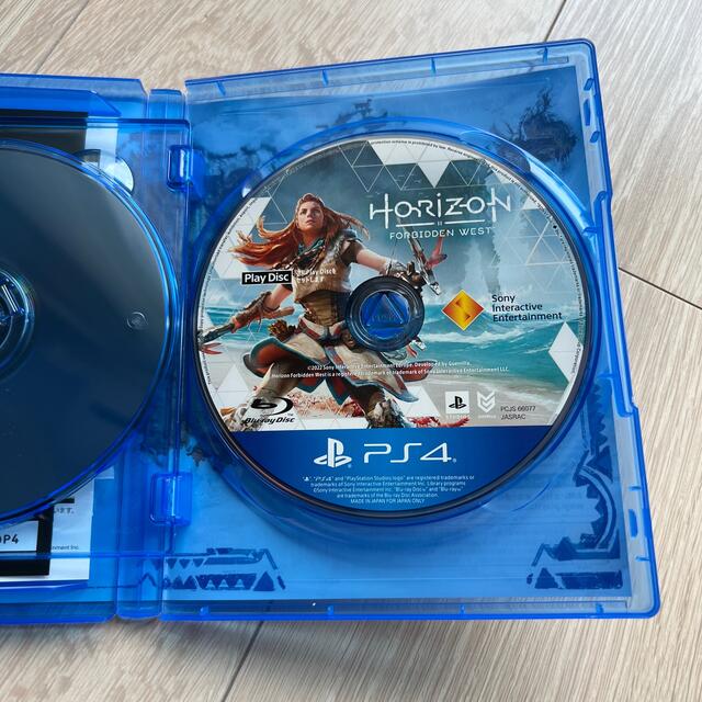 Horizon Forbidden West PS4 エンタメ/ホビーのゲームソフト/ゲーム機本体(家庭用ゲームソフト)の商品写真