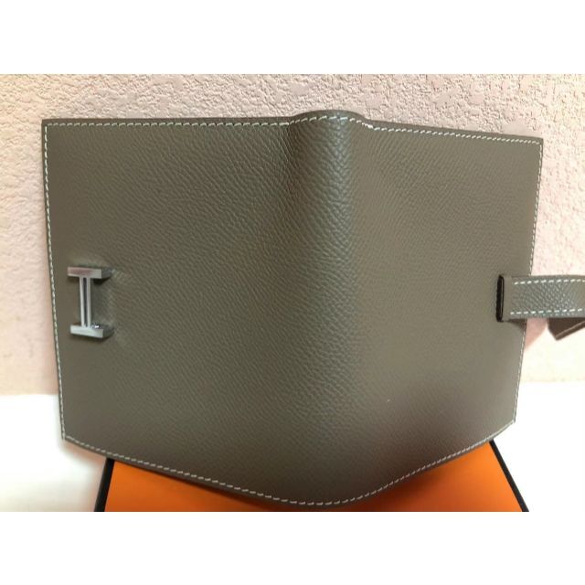 最大71%OFFクーポン HERMES エルメス べアンコンパクト グリ