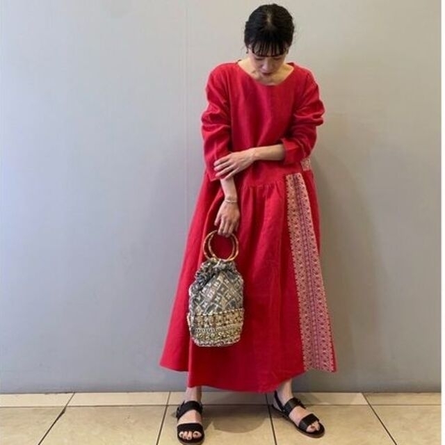 レビュー投稿で選べる特典 ビアズリー 新品未使用 総刺繍羽織