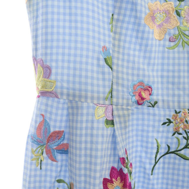 TOCCA(トッカ)のトッカ ドレス ギンガムチェック刺繍ワンピース ロング ノースリーブ 2 青 レディースのワンピース(ロングワンピース/マキシワンピース)の商品写真