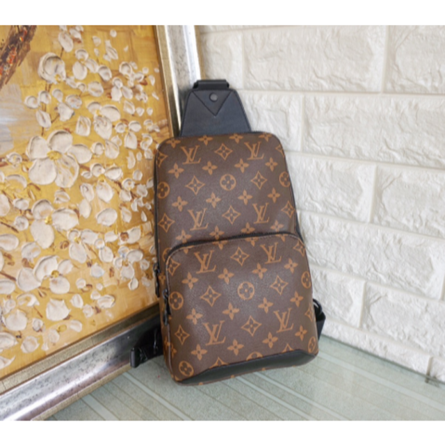 大きな割引 LOUIS VUITTON - ルイヴィトン M45897 アヴェニュー