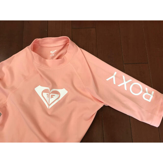 Roxy(ロキシー)のロキシー　ラッシュガード　新品未使用 キッズ/ベビー/マタニティのキッズ服女の子用(90cm~)(水着)の商品写真