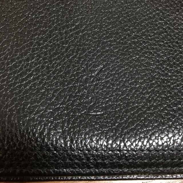 Saint Laurent - 【本物】YVES SAINT LAURENT 2つ折り財布の通販 by MN