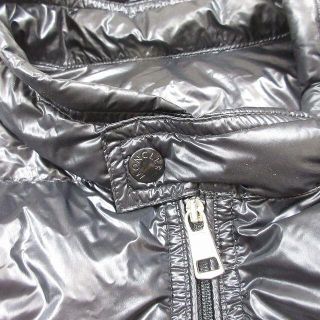 モンクレール ノーカラー黒 ブラック ロゴ1 www.dominiquesarries.com