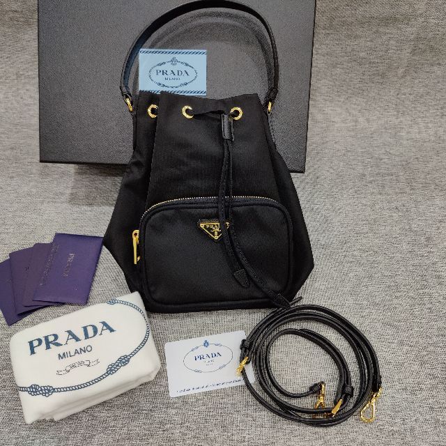 【PRADA】プラダ ナイロン リボン 巾着 2WAYショルダーバッグ プラダ 巾着 ショルダーバッグ 2WAY(BUYMA VINTAGE 中古 PRADA
