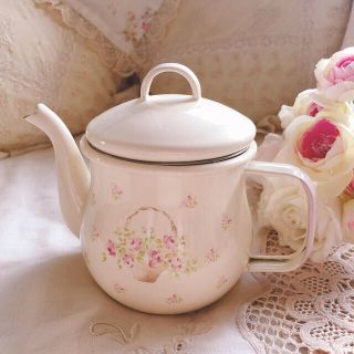 ローラアシュレイ(LAURA ASHLEY)のお値下げ♡イマン♡ローズバスケットホーローチャイポットマニーローズ薔薇琺瑯ナルミ(その他)