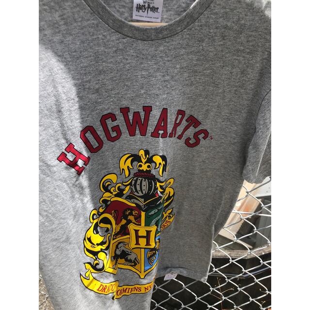 USJ(ユニバーサルスタジオジャパン)のハリーポッター　Tシャツ　ホグワーツ　HOGWARTS 激レア メンズのトップス(Tシャツ/カットソー(半袖/袖なし))の商品写真