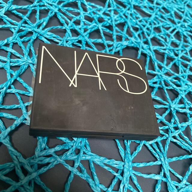 NARS(ナーズ)のNARS ヴォワヤジュール　アイシャドーパレット コスメ/美容のベースメイク/化粧品(アイシャドウ)の商品写真