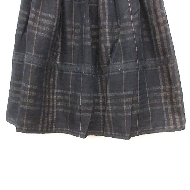 JILLSTUART(ジルスチュアート)のジルスチュアート フレアスカート ミニ チェック 2 黒 ブラック 金色 レディースのスカート(ミニスカート)の商品写真