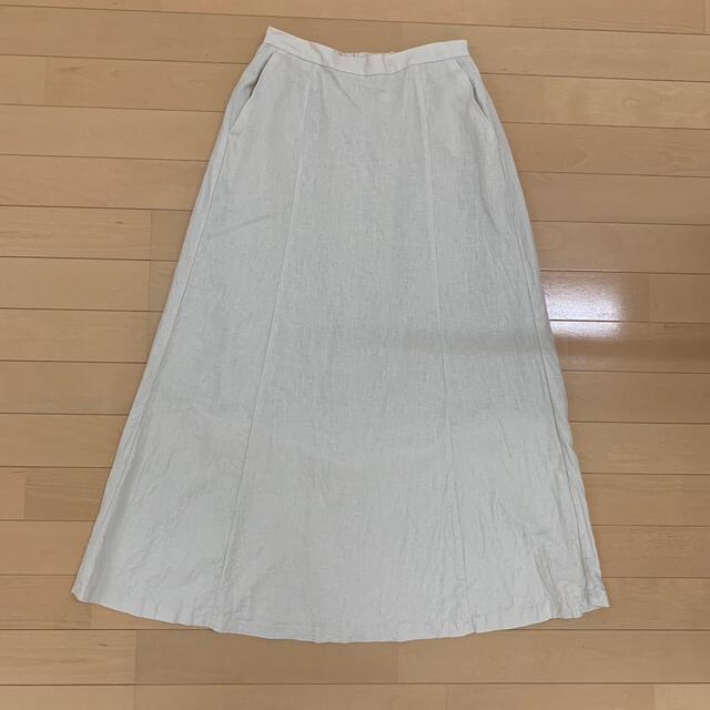 GU(ジーユー)のリネンブレンドフレアロングスカート　ベージュ　Ｍサイズ レディースのスカート(ロングスカート)の商品写真