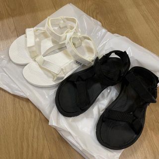 テバ(Teva)のteva  サンダル　2足セット　22センチ(サンダル)