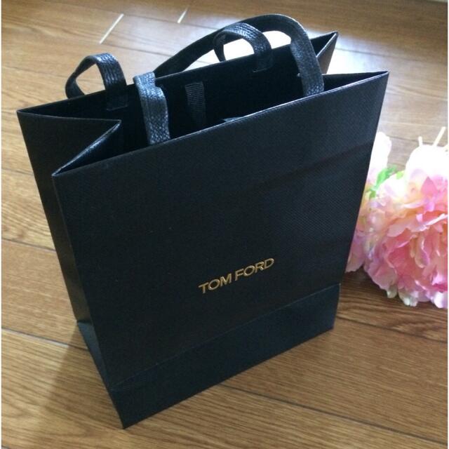 TOM FORD(トムフォード)のトムフォード　紙袋 レディースのバッグ(ショップ袋)の商品写真