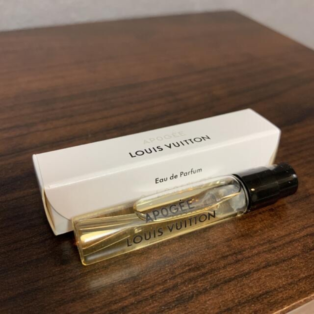 LOUIS VUITTON(ルイヴィトン)のルイヴィトン “アポジェ” 2ml 香水 サンプル フレグランス スズラン  コスメ/美容の香水(香水(女性用))の商品写真