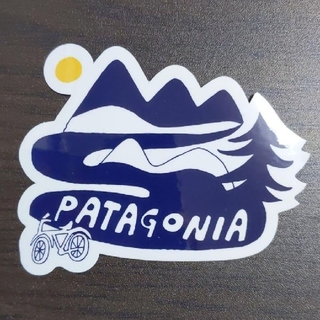 (縦8.5cm横6.5cm)patagonia パタゴニア 公式ステッカー
