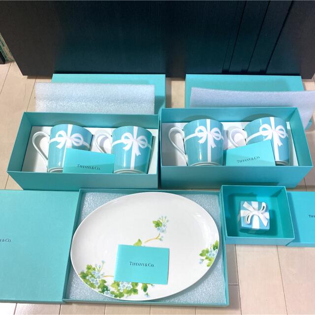 Tiffany & Co. - tiffanyマグカップ2セット、リーフ皿、小物入れの通販 ...