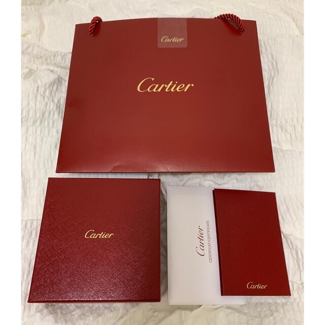 Cartier(カルティエ)の新品未使用 カルティエ ダムール ディアマンレジェ SM ネックレス レディースのアクセサリー(ネックレス)の商品写真