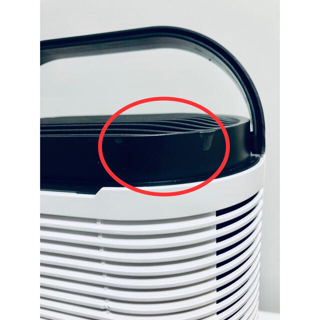 除湿機 小型 ペルチェ式 除湿器 カビ防止 結露防止 静音 スマホ/家電/カメラの生活家電(加湿器/除湿機)の商品写真