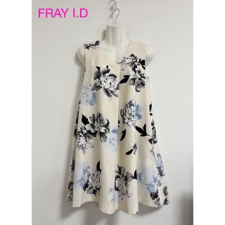 フレイアイディー(FRAY I.D)のFRAY I.D☆ノースリーブワンピース0☆花柄【美品】(ひざ丈ワンピース)