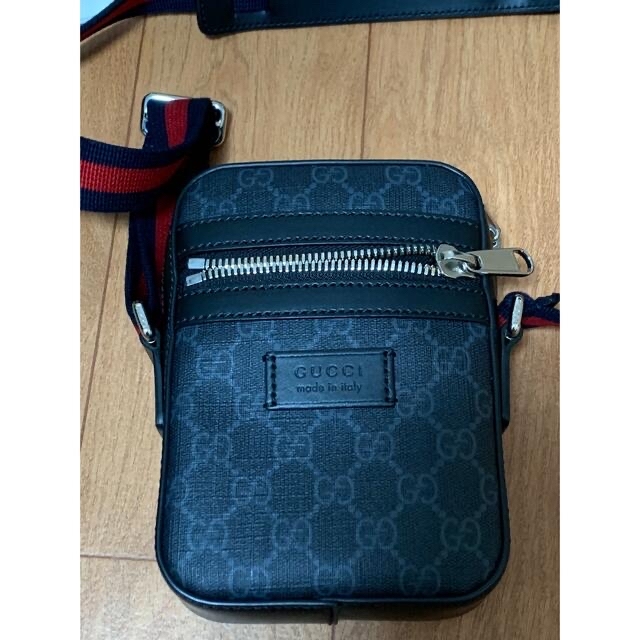 Gucci - 中古　GUCCI グッチ　GGスプリーム メッセンジャーバッグ