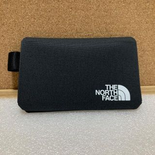 ザノースフェイス(THE NORTH FACE)のTHE NORTH FACE  ペブルフラグメントケース 多用途 カードケース (パスケース/IDカードホルダー)