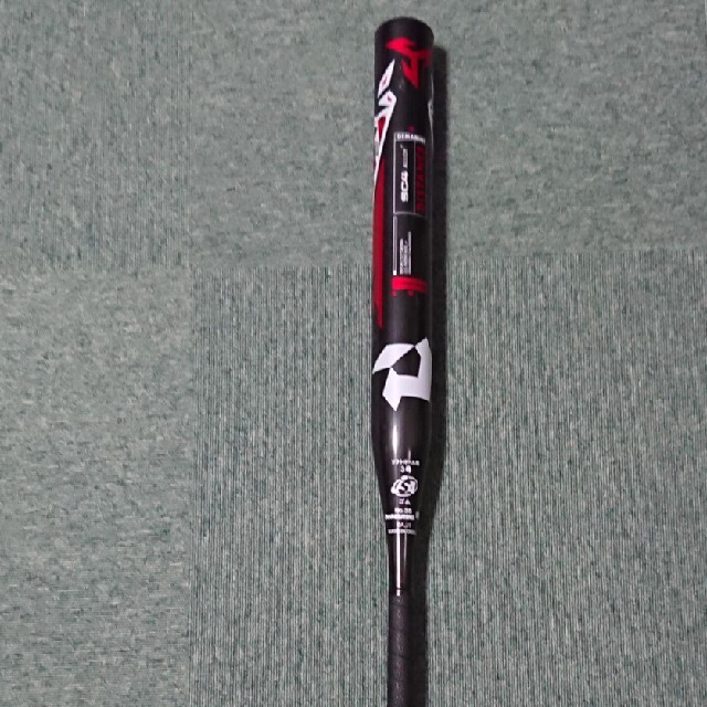 ディマリニ ソフトボール 84センチ 660グラム スポーツ/アウトドアの野球(バット)の商品写真