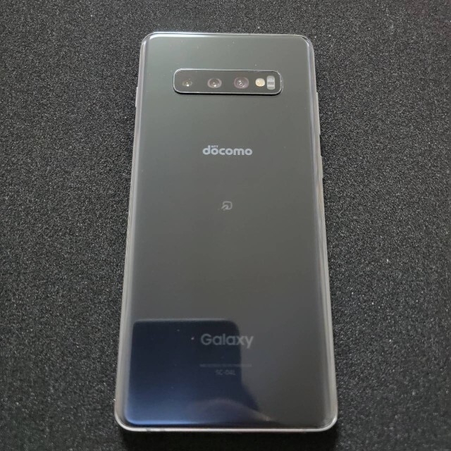 Galaxy S10+ 本体 SC-04L ドコモ版(SIMロック解除済み)付属品本体のみです