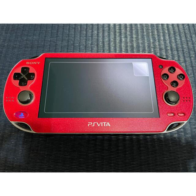 PSVITA 本体 16GBメモリーカード付き エンタメ/ホビーのゲームソフト/ゲーム機本体(携帯用ゲーム機本体)の商品写真