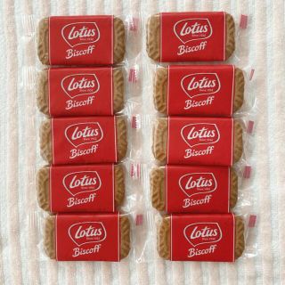 ロータス(LOTUS)のロータス　カラメルビスケット　10枚(菓子/デザート)