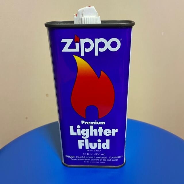 ZIPPO(ジッポー)のUSED Zippo燃料空缶 355ml メンズのファッション小物(タバコグッズ)の商品写真