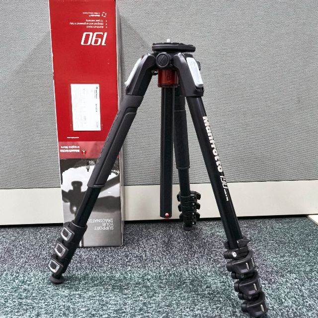 Manfrotto - 【美品】 Manfrotto マンフロット 190 MT190XPRO3 3段の