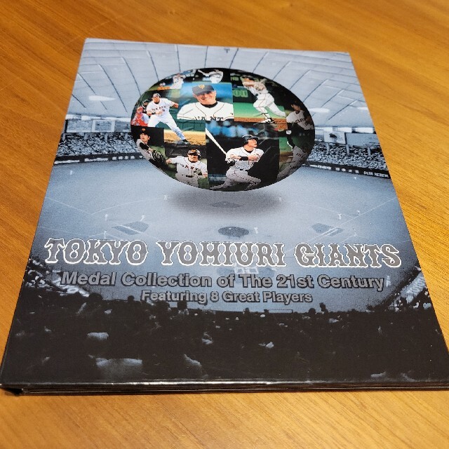 TOKYOYOMIURIGIANTS ◆読売ジャイアンツ21世紀メダル スポーツ/アウトドアの野球(記念品/関連グッズ)の商品写真