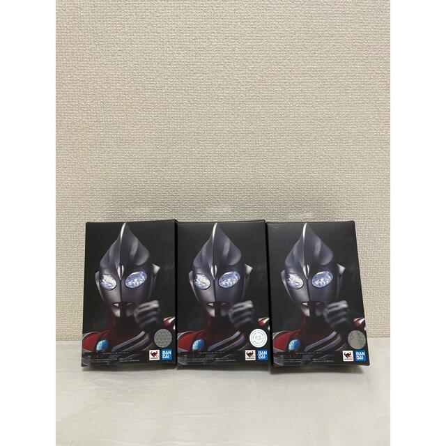 BANDAI(バンダイ)のS.H.フィギュアーツ ウルトラマンティガ パワータイプ(真骨彫製法)    エンタメ/ホビーのフィギュア(特撮)の商品写真