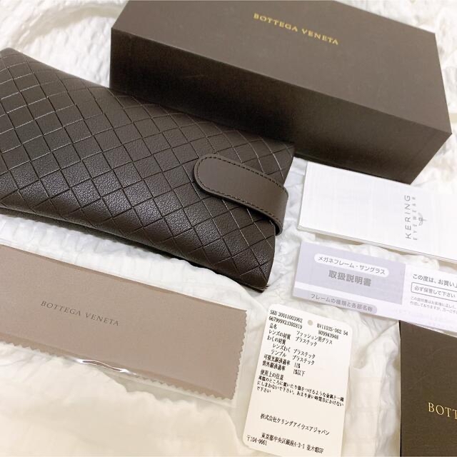 Bottega Veneta(ボッテガヴェネタ)の新品未使用 ボッテガヴェネタ サングラス レディースのファッション小物(サングラス/メガネ)の商品写真