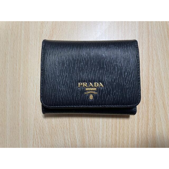 PRADA(プラダ)の土日限定価格　PRADA 三つ折り財布　ブラック メンズのファッション小物(折り財布)の商品写真