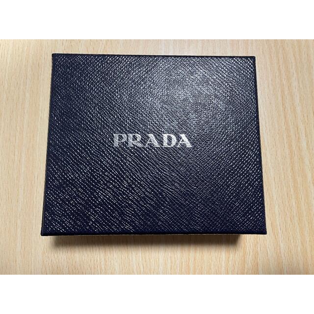 土日限定価格　PRADA 三つ折り財布　ブラック 2