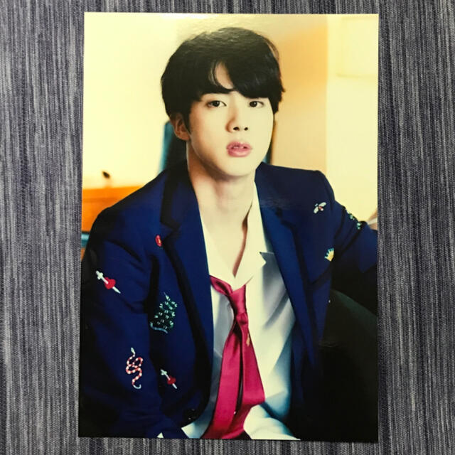 防弾少年団(BTS)(ボウダンショウネンダン)のBTS  JIN  生写真 エンタメ/ホビーのCD(K-POP/アジア)の商品写真