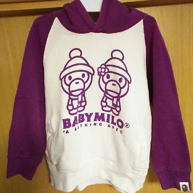 エイプ110㎝ベビーマイロBAPEキッズ白パーカー紫A BATHING APE