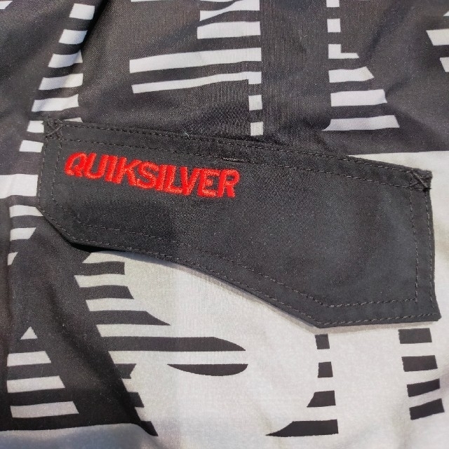 QUIKSILVER(クイックシルバー)のクイックシルバー　水着　メンズLサイズ メンズの水着/浴衣(水着)の商品写真