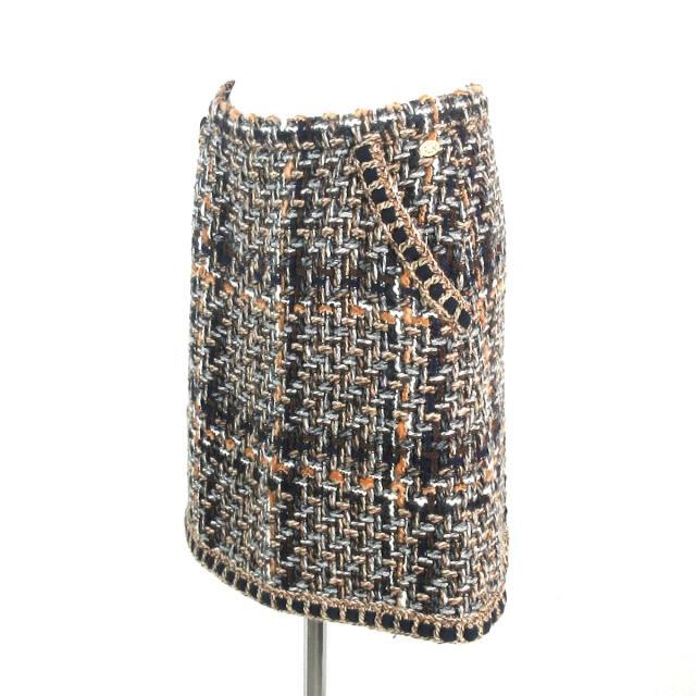 CHANEL - シャネル スカートスーツ サイズ38 M -の通販 by ブラン CHANEL - シャネル スカートスーツ サイズ38 M -の通販 by ブラン