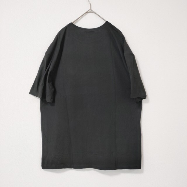 ビッグシルエット　2XL　黒　花柄 Tシャツ　体型カバー　レディース レディースのトップス(Tシャツ(半袖/袖なし))の商品写真