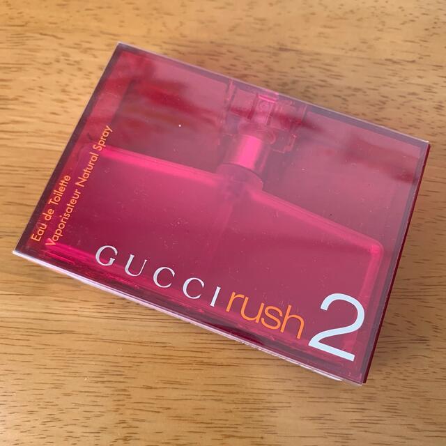 Gucci(グッチ)の【にゃんにゃん🐱様専用】GUCCI rush 2  30ml コスメ/美容の香水(香水(女性用))の商品写真