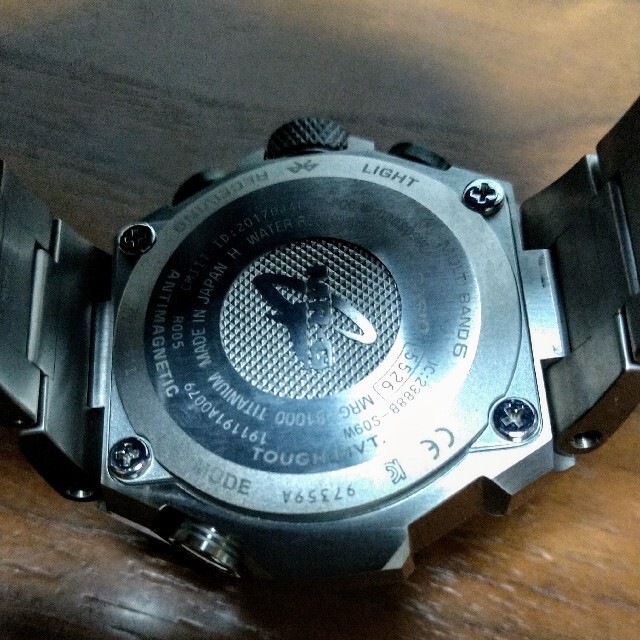 G-SHOCK(ジーショック)の【レア美品】カシオ G-SHOCK MRG-B1000D-1AJR メンズの時計(腕時計(アナログ))の商品写真
