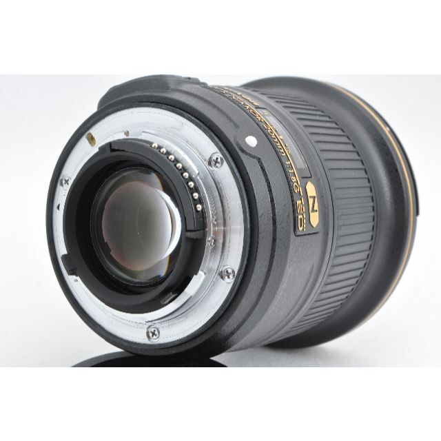 Nikon(ニコン)の美品級 Nikon ニコン AF-S NIKKOR 20mm f1.8 G ED スマホ/家電/カメラのカメラ(レンズ(単焦点))の商品写真