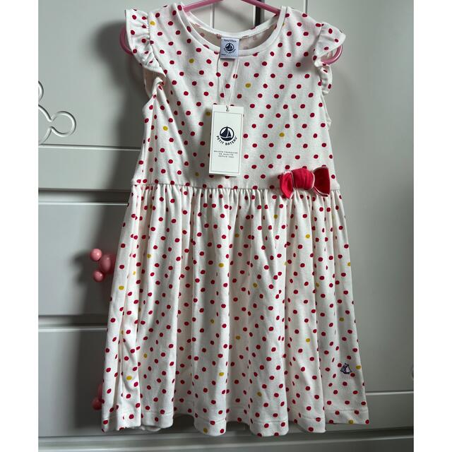 PETIT BATEAU(プチバトー)のプチバトー　ワンピース　110cm キッズ/ベビー/マタニティのキッズ服女の子用(90cm~)(ワンピース)の商品写真