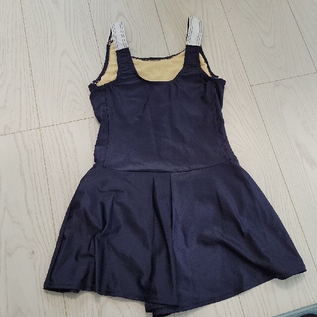 FILA(フィラ)のFILA　スクール水着　ワンピース新品160 キッズ/ベビー/マタニティのキッズ服女の子用(90cm~)(水着)の商品写真