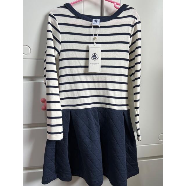 PETIT BATEAU(プチバトー)のプチバトー　ワンピース　116cm キッズ/ベビー/マタニティのキッズ服女の子用(90cm~)(ワンピース)の商品写真