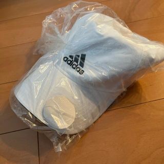 アディダス(adidas)の【アディダス キャップ】白　新品未使用(キャップ)