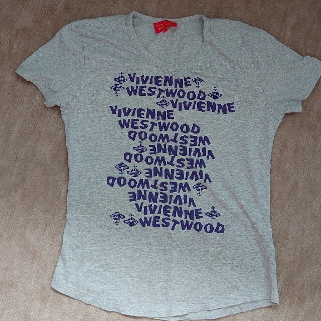 Vivienne Westwood(ヴィヴィアンウエストウッド)の美品　Ｔシャツ レディースのトップス(Tシャツ(半袖/袖なし))の商品写真
