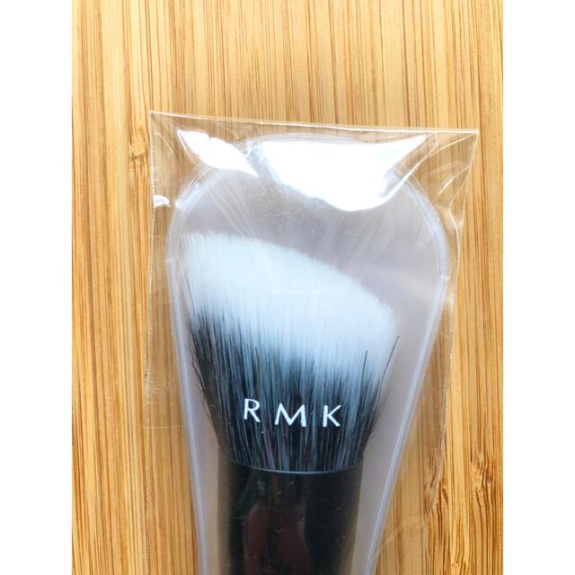 RMK(アールエムケー)のアールエムケー RMKカジュアル ソリッド ファンデーション ブラシ コスメ/美容のメイク道具/ケアグッズ(チーク/フェイスブラシ)の商品写真